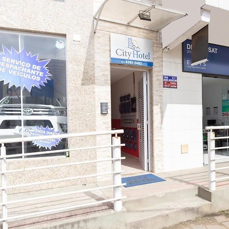City Hotel فانداو المظهر الخارجي الصورة